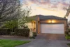 19 North Terrace, Taylors Hill, Vic 3037