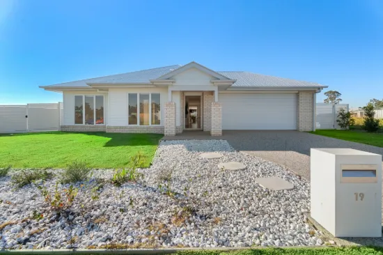 19 Olaf Road, Pialba, Qld 4655