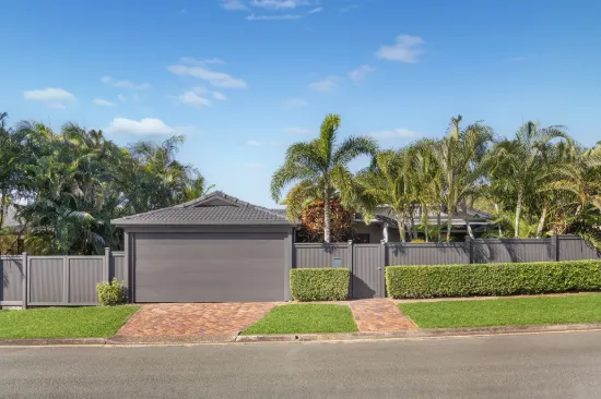 19 Pinaroo Crescent, Ashmore, Qld 4214