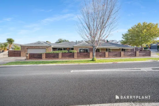 19 Portchester Boulevard, Beaconsfield, Vic 3807