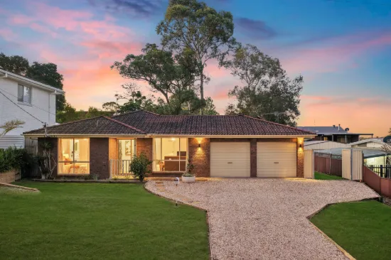 19 Railway Street, Wyee Point, NSW 2259