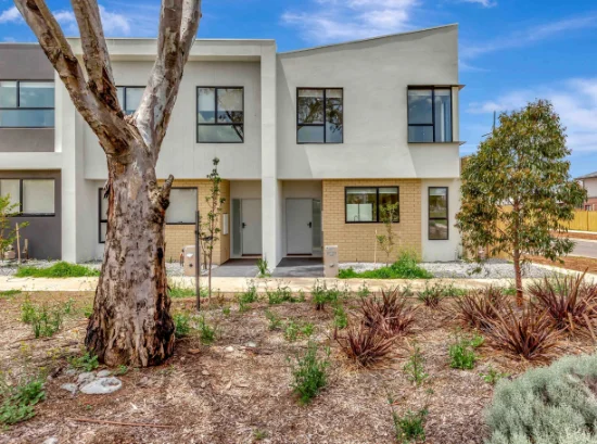 19 Rakia Walk, Fraser Rise, Vic 3336