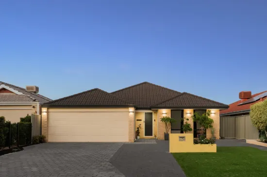 19 Retchford Way, Queens Park, WA 6107