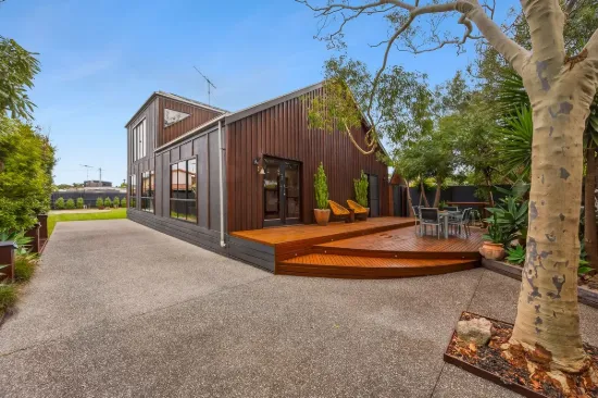 19 Riverside Drive, Torquay, Vic 3228