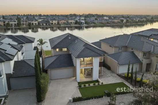 19 Seaview Point, Sanctuary Lakes, Vic 3030
