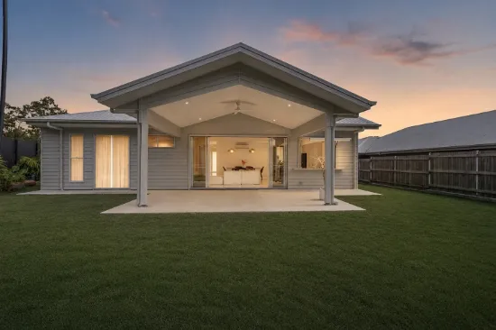 19 Springfield Circuit, Cannonvale, Qld 4802