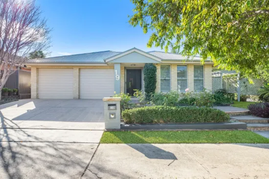 19 Sturt Street, Jordan Springs, NSW 2747