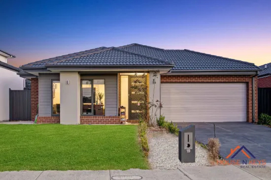 19 Sundance Promenade, Pakenham, Vic 3810