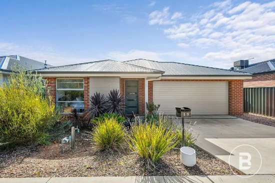 19 Tarrnook Drive, Strathfieldsaye, Vic 3551