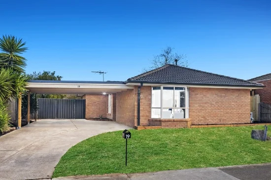 19 Thames Boulevard, Werribee, Vic 3030