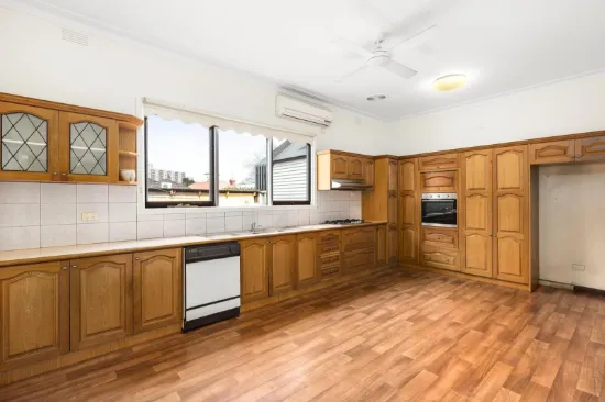 19 The Ridgeway, Kensington, Vic 3031-Image