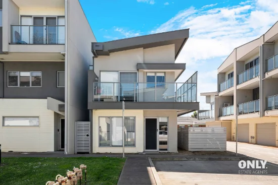 19 Topal Drive, Officer, Vic 3809