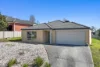 19 Valleyview Grove, Drouin, Vic 3818