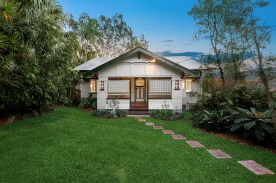 19 Victoria Street, Indooroopilly, Qld 4068