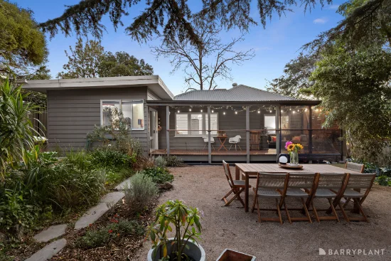 19 Viviani Crescent, Heathmont, Vic 3135