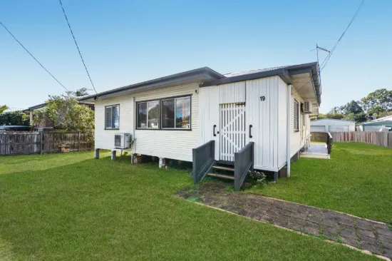 19 Wall Street, Bundamba QLD 4304-Image