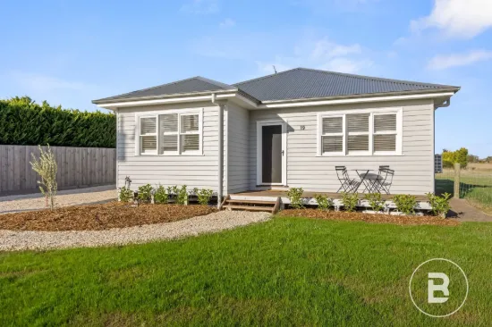 19 West Street, Clunes, Vic 3370