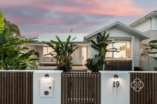 19 Woods Street, Redhead, NSW 2290