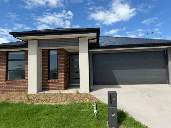 19 Yankee Street, Shepparton North, Vic 3631