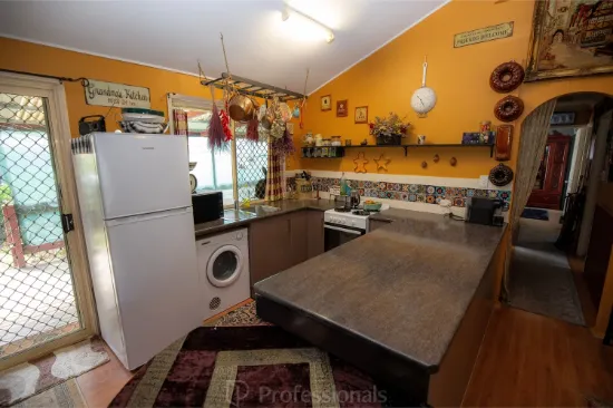 190-192 High Central Road, Macleay Island, Qld 4184-Image