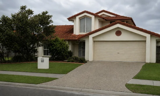 190 Endeavour Drive, Banksia Beach, Qld 4507