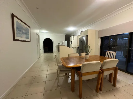 194 Kirby Rd, Aspley, Qld 4034 - For Rent