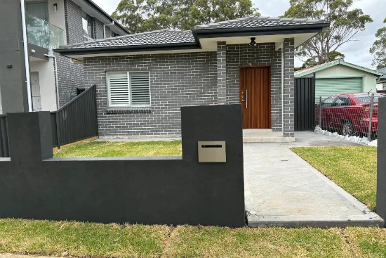 194A Graham Avenue, Lurnea, NSW 2170