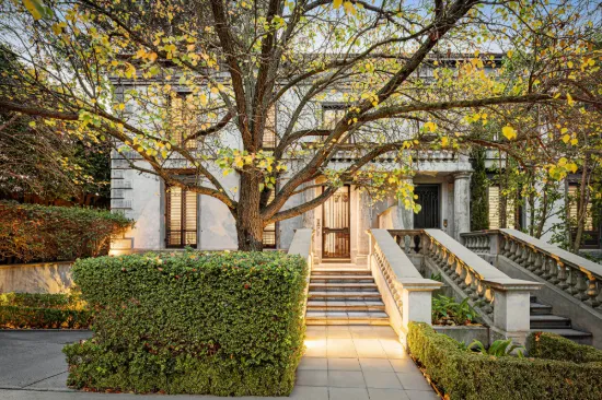 195 Kooyong Road, Toorak, Vic 3142