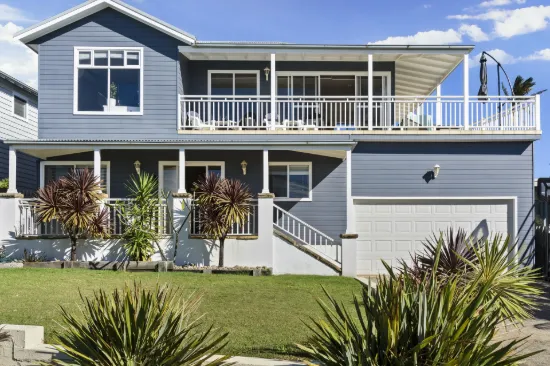 196 Mitchell Parade, Mollymook Beach, NSW 2539