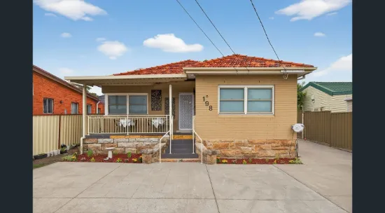 198 Roberts Road, Greenacre NSW 2190-Image