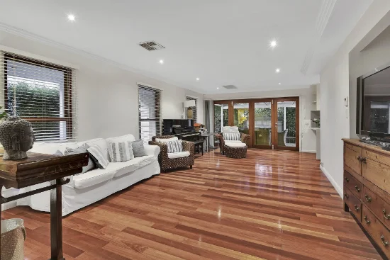 19A Fairlawn Avenue, Turramurra, NSW 2074