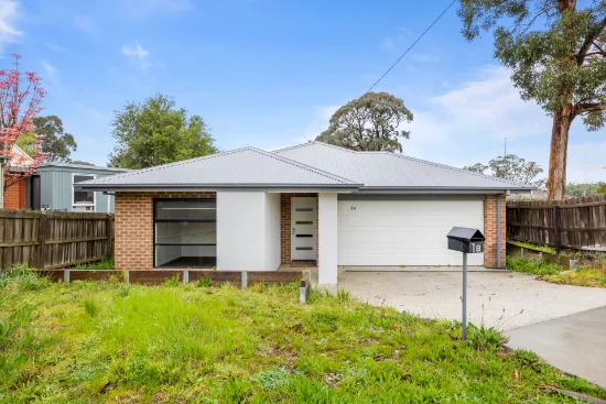 1A Marina Drive, Mount Clear VIC 3350-Image