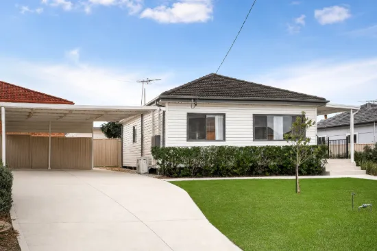1B Hiland Crescent, Smithfield, NSW 2164