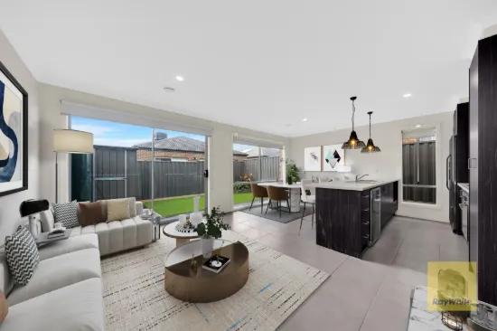 2/10 Flower Gum Crescent, Tarneit, Vic 3029