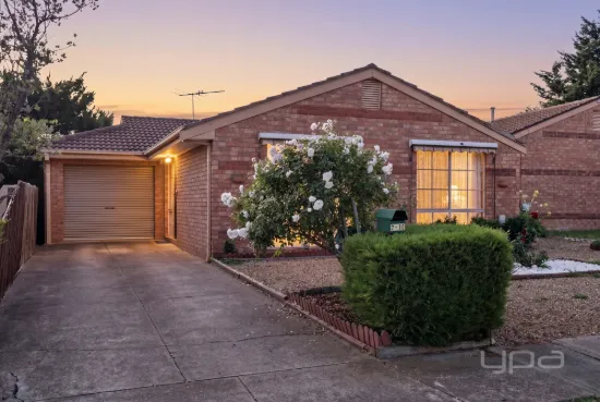 2/10 Lagarna Drive, Kurunjang, Vic 3337