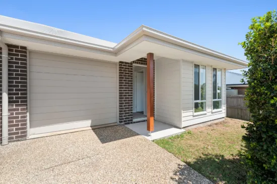 2/10 Trevatt Street, Westbrook, Qld 4350