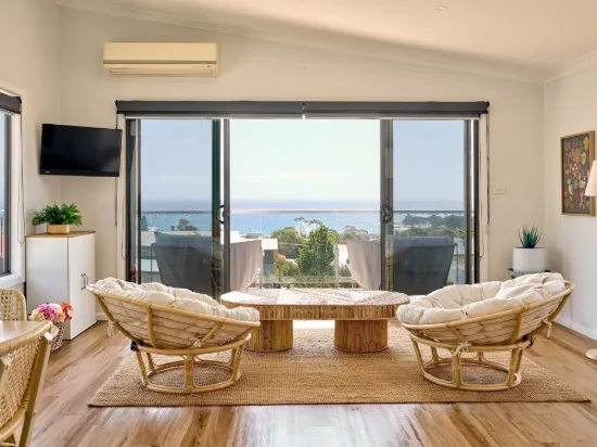 2/11 Apsley Court, Bicheno, Tas 7215