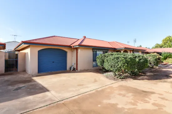 2/11 Wonnon Court, Swan Hill, Vic 3585