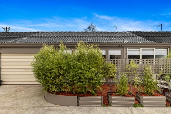2/1108 Howitt Street, Wendouree, Vic 3355