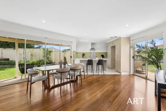 2/128 Lockhart Street, Como, WA 6152