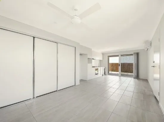2/13 Canary Street, Ripley QLD 4306-Image