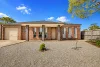2/13 Equine Cct, Melton South, Vic 3338