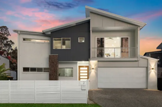 2/13 Kirkdale Road, Chapel Hill, Qld 4069