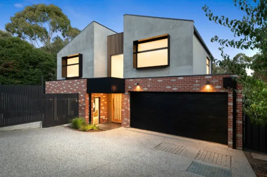 2/142 St Helena Road, Briar Hill VIC 3088-Image
