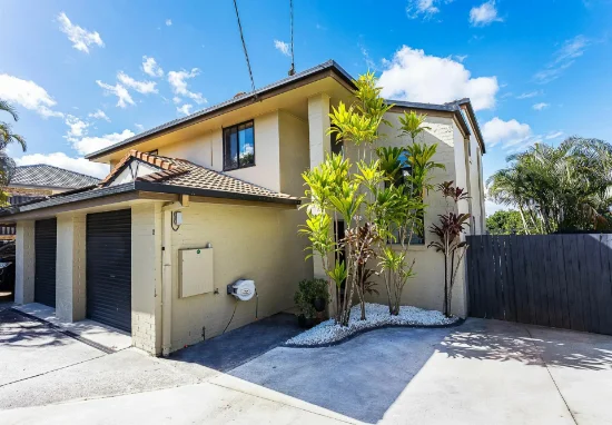 2/15 Bourton Road, Merrimac, Qld 4226
