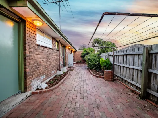 2/15 Tucker Street, Cranbourne, Vic 3977-Image
