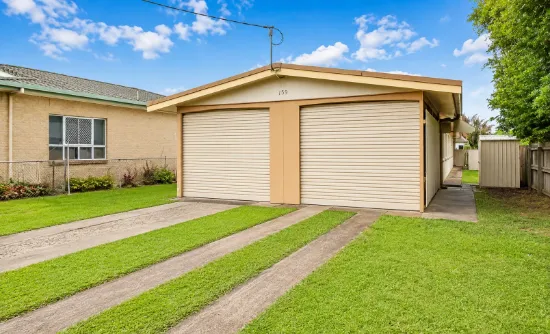 2/159 Landsborough Parade, Golden Beach, Qld 4551
