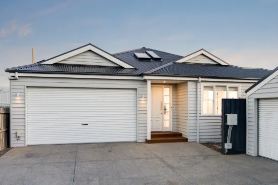 2/16 Mitchell Street, Belmont, Vic 3216