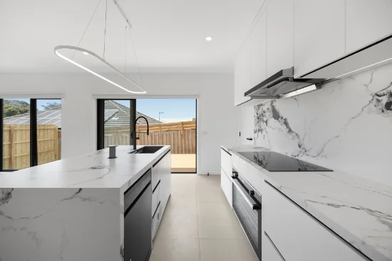 2/17 Glen Dhu Road, Kilsyth VIC 3137-Image