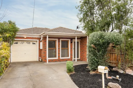 2/19 Emu Rd, Maidstone, Vic 3012